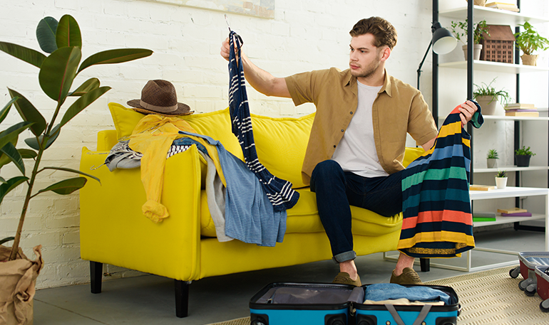 Como fazer a mala sem amassar as roupas?