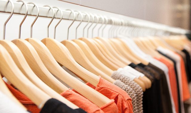 5 coisas que você precisa saber antes de comprar roupas novas